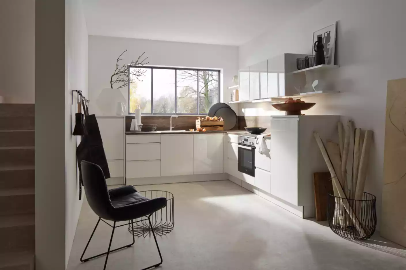 L-SHAPE KITCHEN